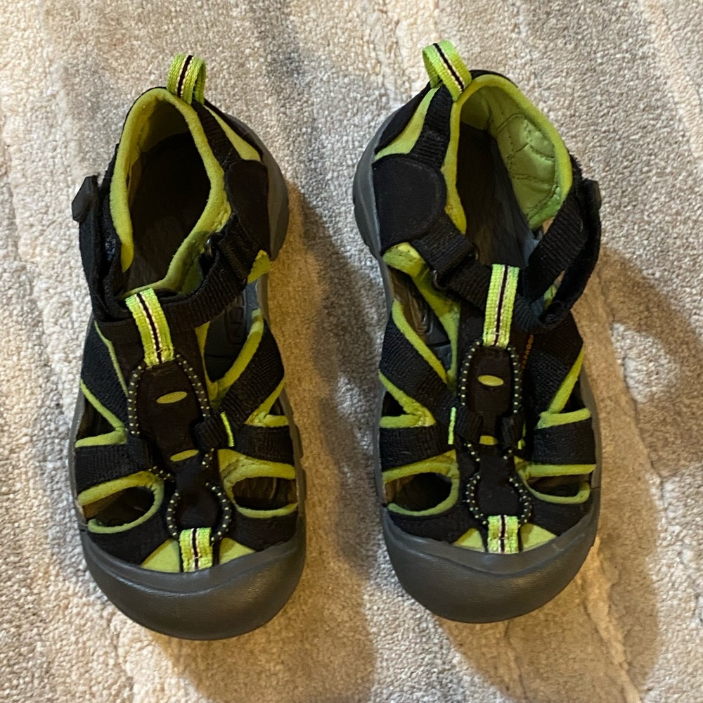 Keen Kids Newport H2 Closed Toe Sandals
